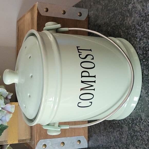 Crofton Kitchen New Countertop Compost Bin Poshmark